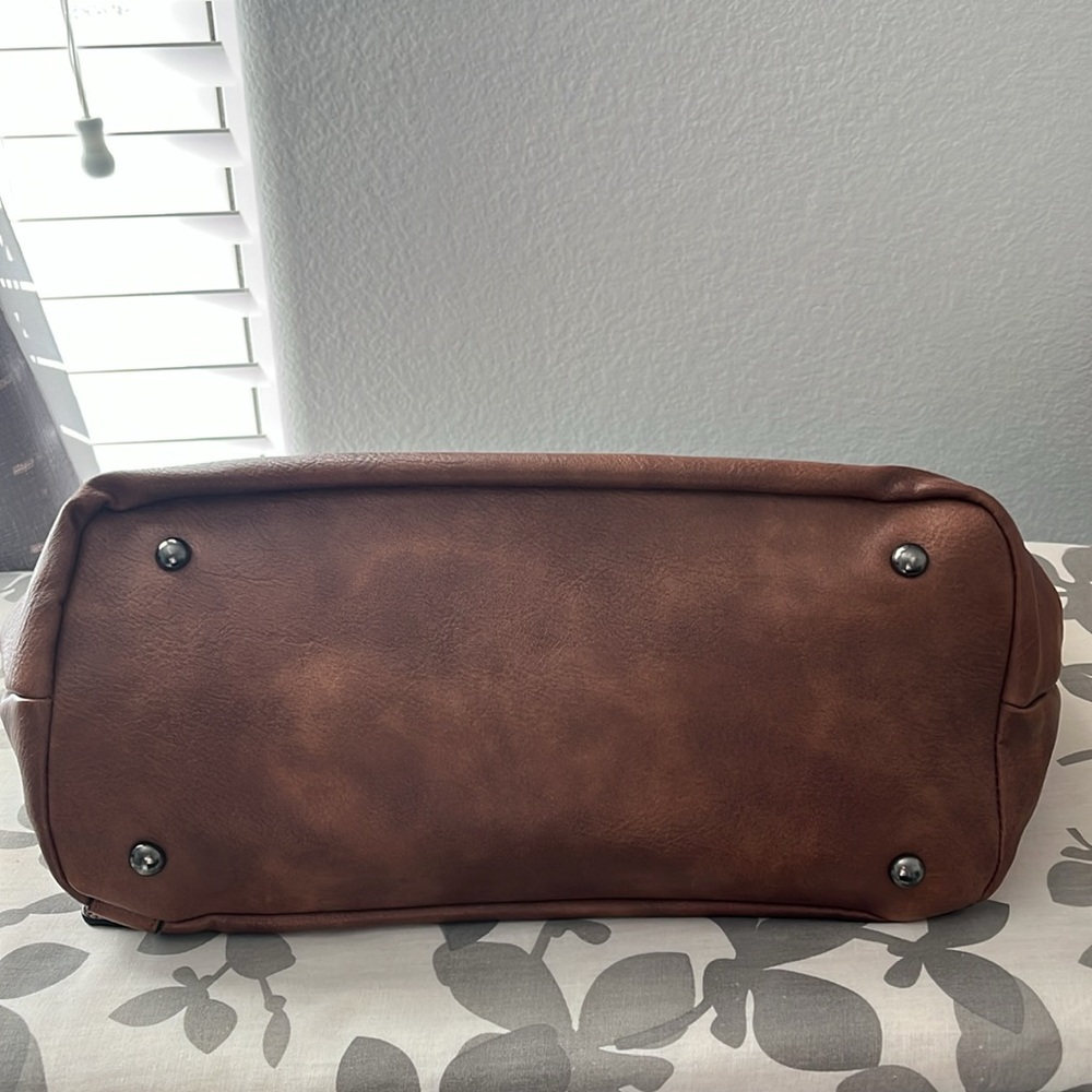 NWOT Brown Vegan Leather Handbag - Picture 12 of 15